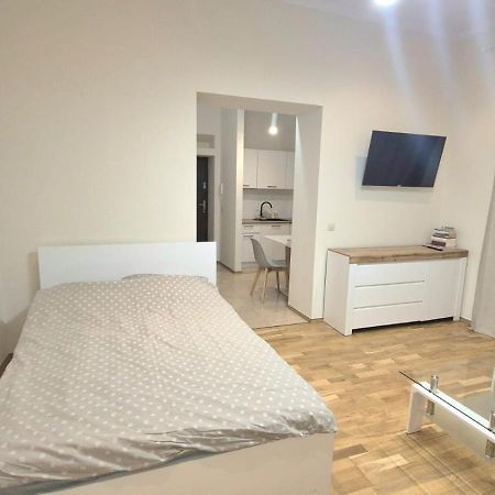 Topolowa Apartament Z Klimatem- Topolowa/Rynek/Pkp Kraków Eksteriør billede